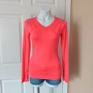 Athleta v-neck bright coral athletic long sleeve top sz XS